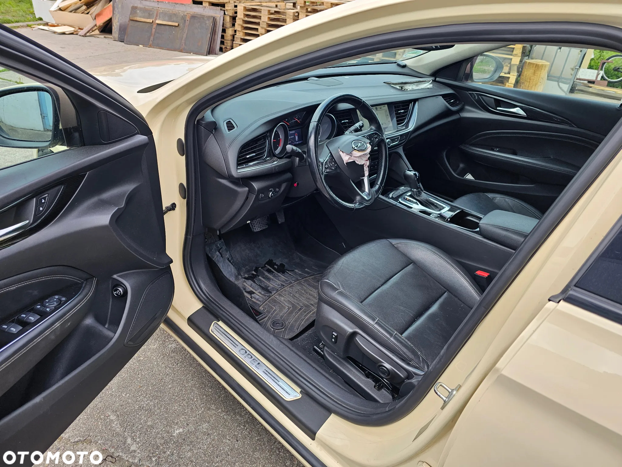 Opel Insignia 1.6 CDTI Sports Tourer - 18