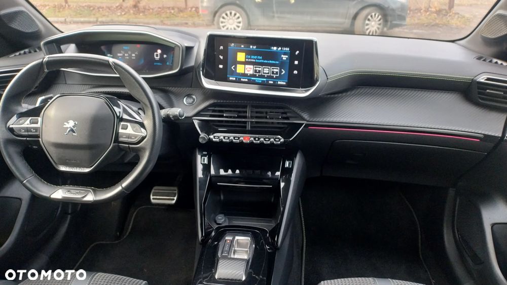 Peugeot 208 PureTech 100 EAT8 GT Pack - 17