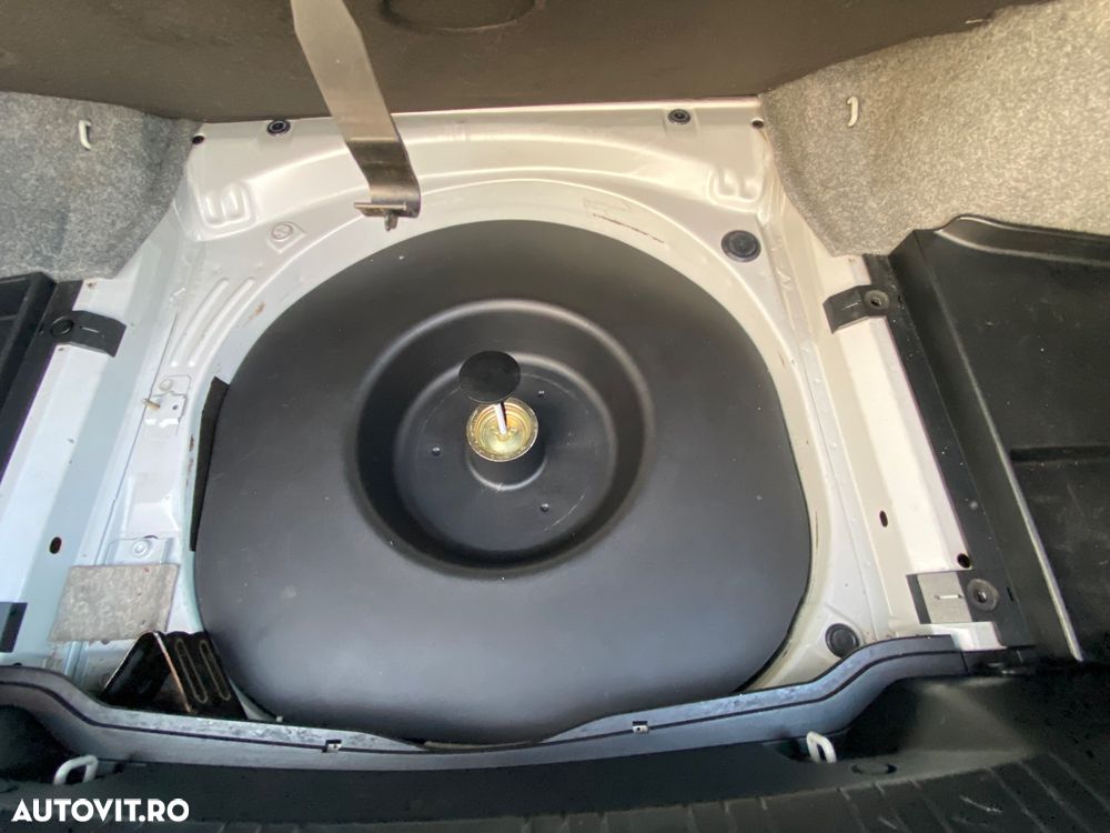 BMW Seria 3 - 21