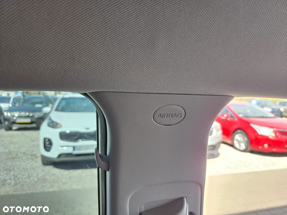 Hyundai Tucson blue 1.6 CRDi 2WD DCT Premium - 23