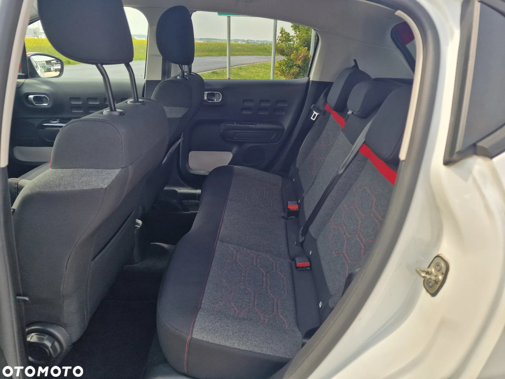 Citroën C3 1.2 PureTech Shine - 24