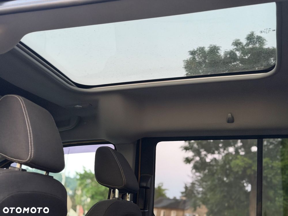 Ford Tourneo Connect - 18