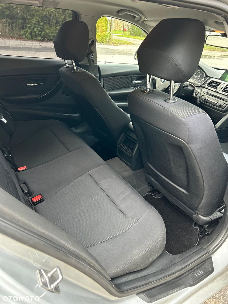 BMW Seria 3 318d Advantage - 5