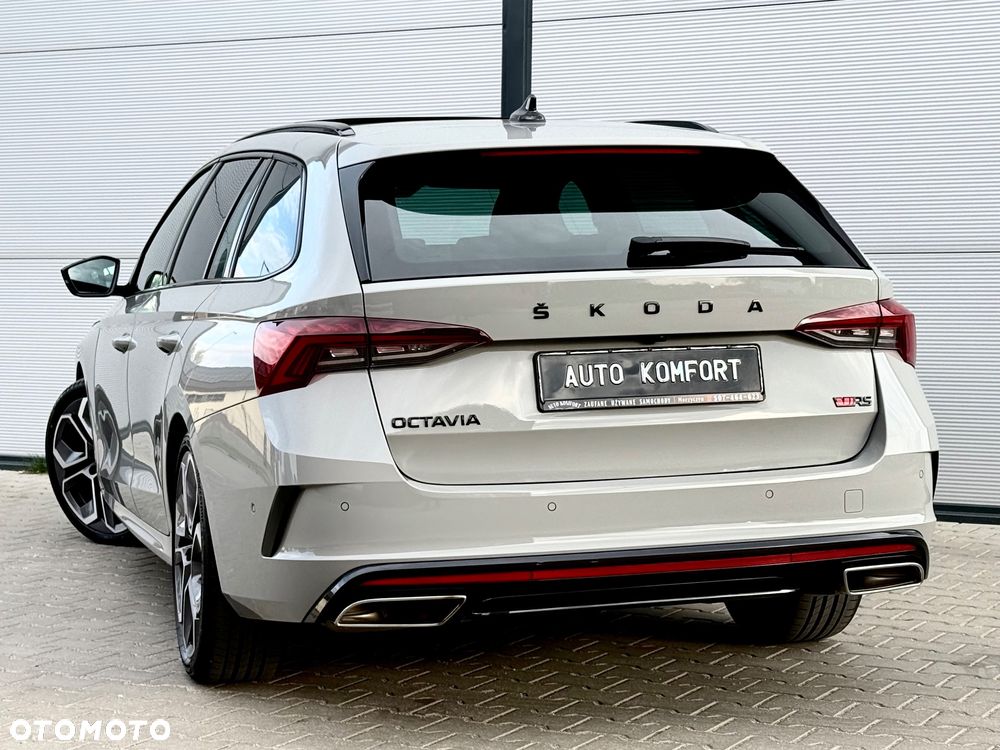 Skoda Octavia 2.0 TDI DSG RS Plus - 18