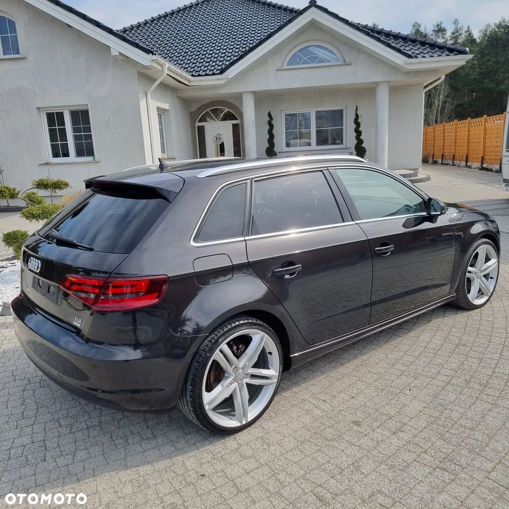 Audi A3 Sportback - 3