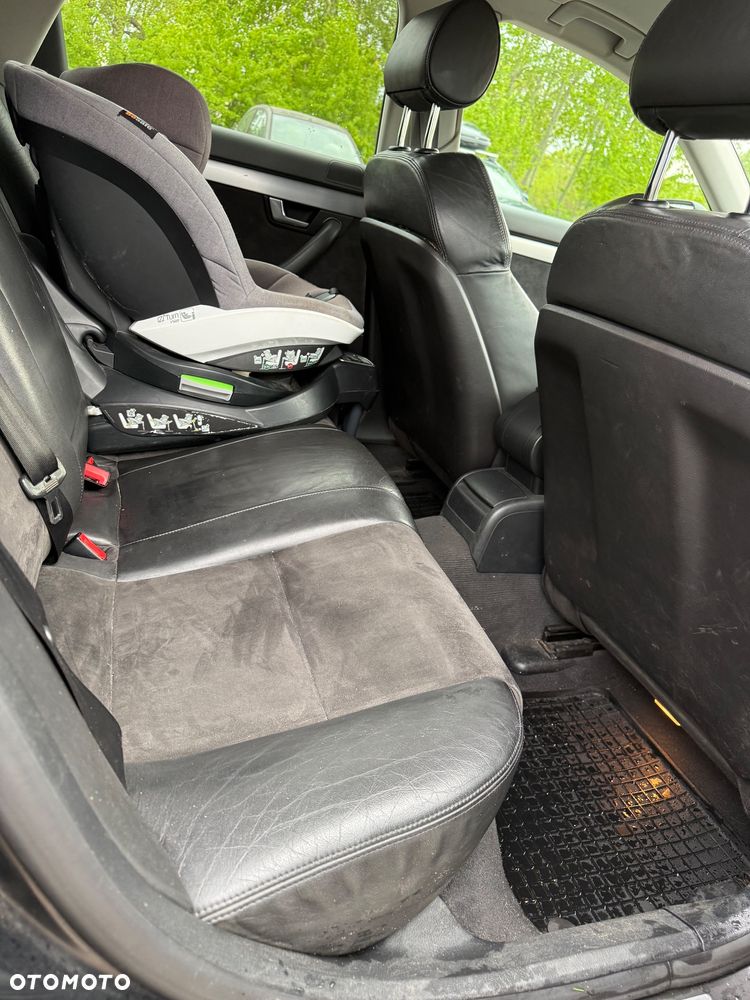 Audi A4 Avant 2.0 TDI DPF - 14