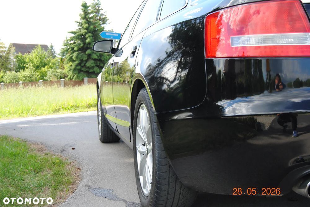 Audi A6 Limousine 2.4 - 12