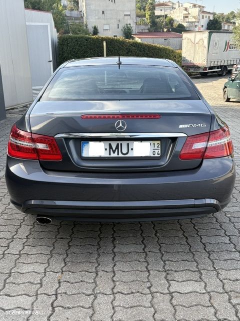 Mercedes-Benz E 220 CDi BlueEfficiency Auto - 3