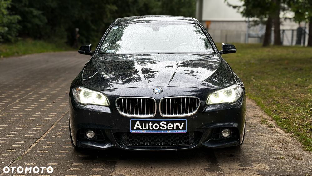 BMW Seria 5 528i xDrive Sport-Aut Luxury Line - 3