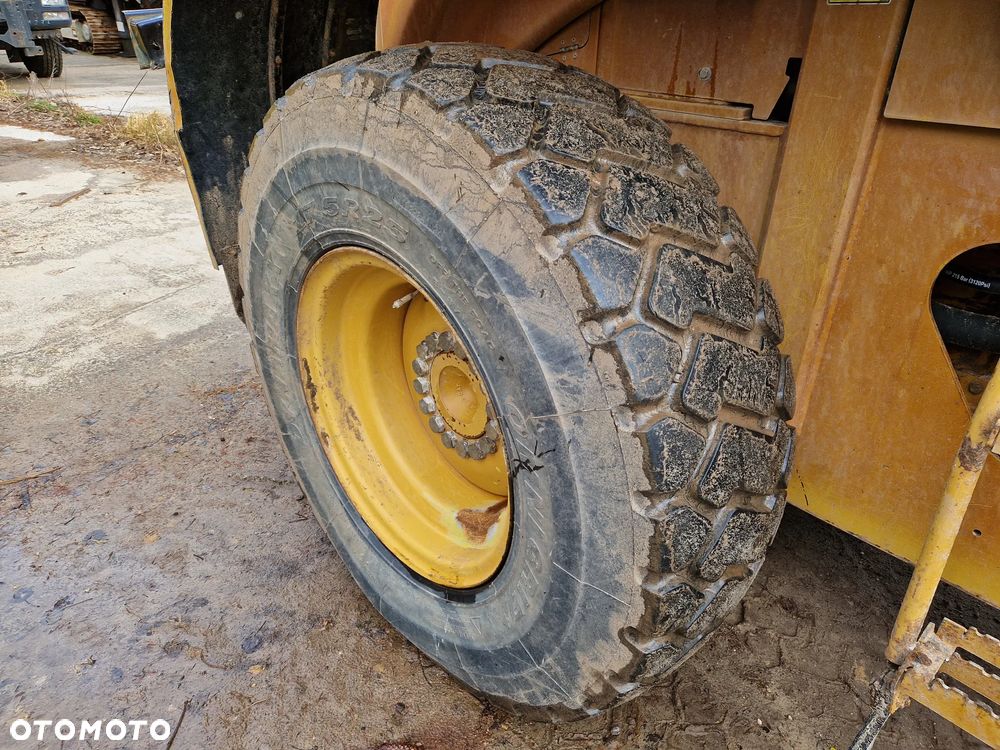 Caterpillar 928h - 30