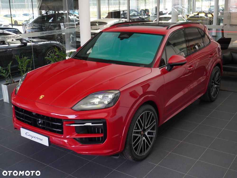 Porsche Cayenne GTS - 5