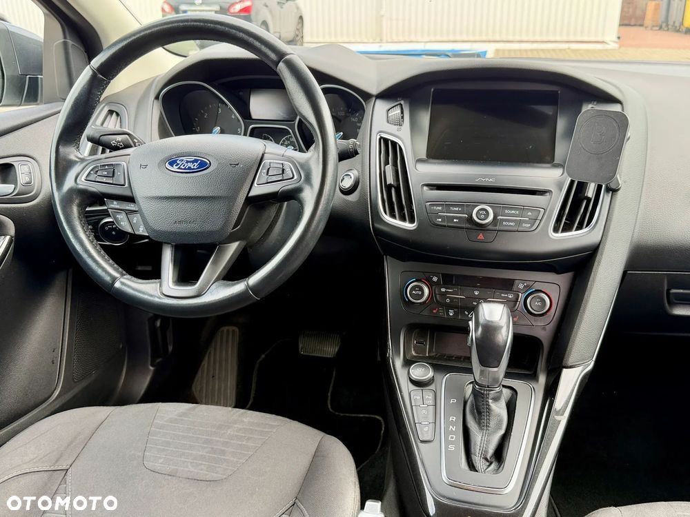 Ford Focus 2.0 EcoBlue Titanium Business - 6