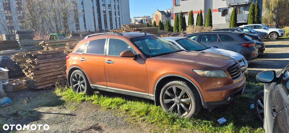 Infiniti FX - 2