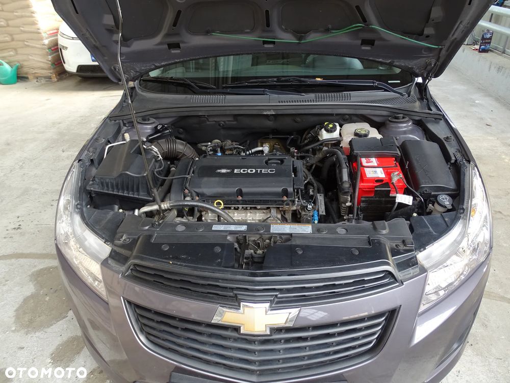 Chevrolet Cruze - 13