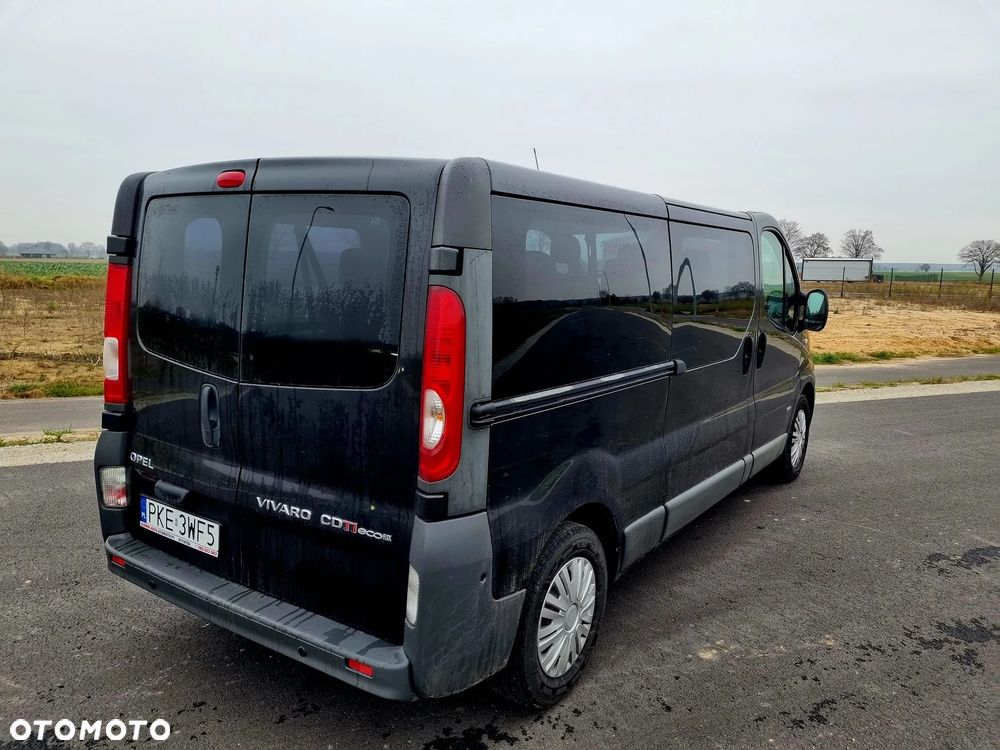 Opel Vivaro 2013 photo 4