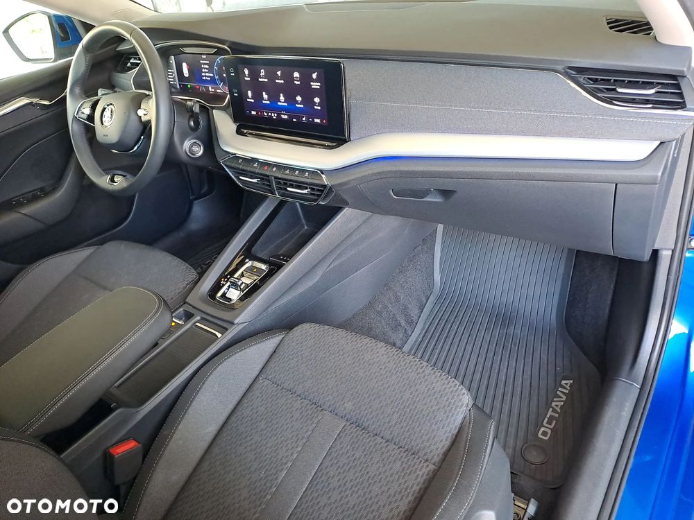 Skoda Octavia 2.0 TSI 4x4 Style DSG - 10
