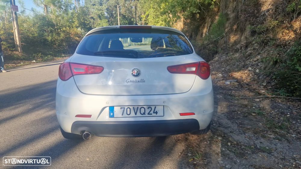 Alfa Romeo Giulietta 1.6 JTDM 16V B-Tech - 7