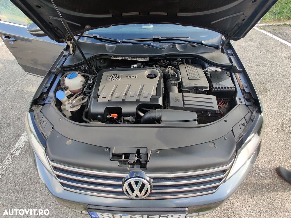 Volkswagen Passat 2.0 TDI BlueMotion Technology Trendline - 20