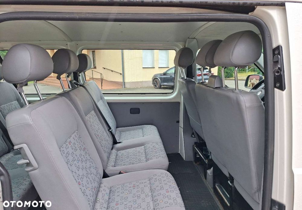 Volkswagen Transporter - 15