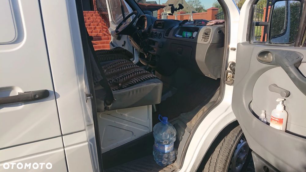 Mercedes-Benz Sprinter - 7