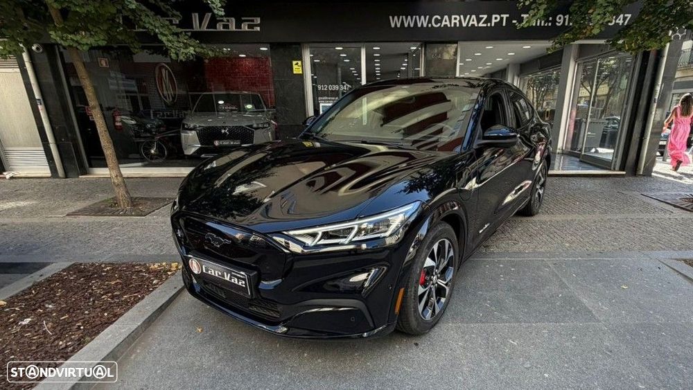 Ford Mustang Mach-E 75.7 kWh Premium AWD - 1