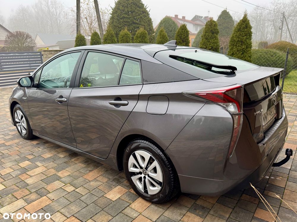 Toyota Prius Hybrid Comfort - 3