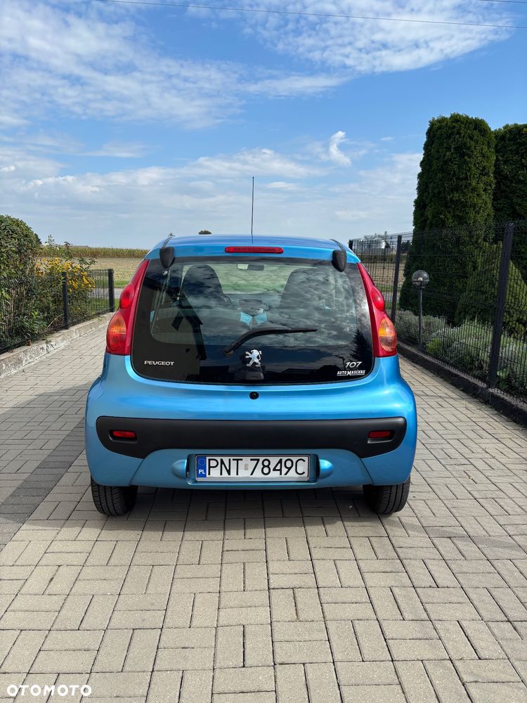 Peugeot 107 1.0 Trendy - 11