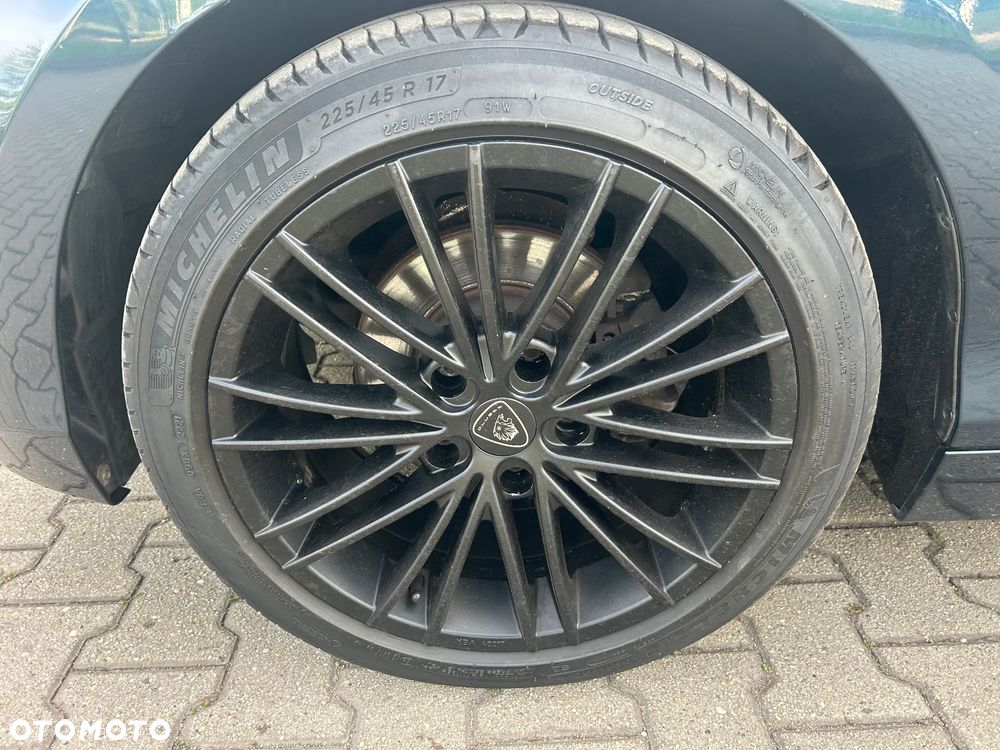 BMW Seria 1 118d DPF Edition Sport - 13