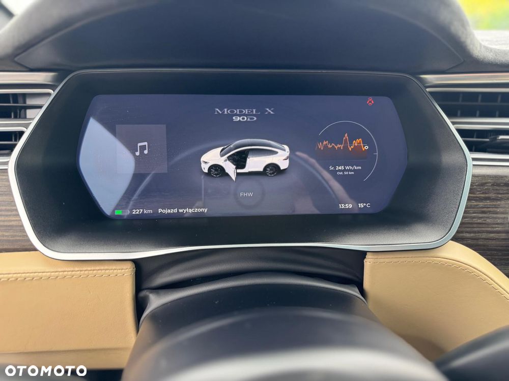 Tesla Model X Long Range Plus - 16