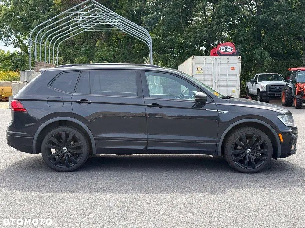 Volkswagen Tiguan - 9