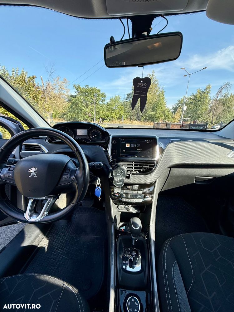 Peugeot 2008 1.2 PureTech Turbo EAT6 S&S Active - 7