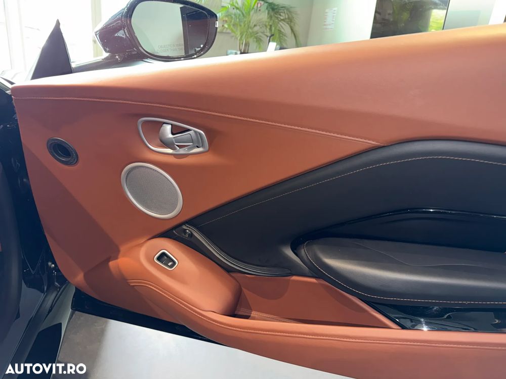 Aston Martin V8 Vantage Standard - 15