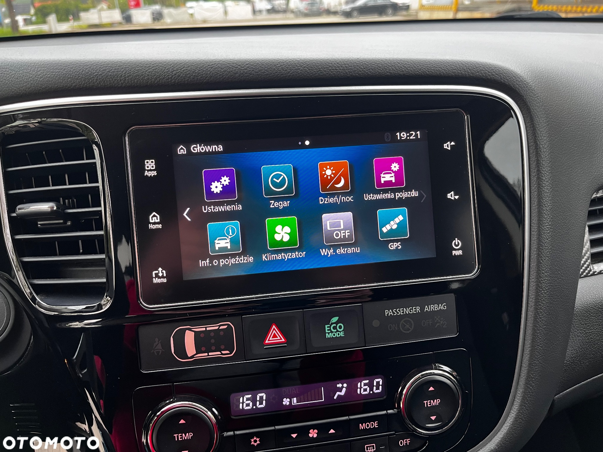 Mitsubishi Outlander 2.0 Intense 2WD CVT - 15