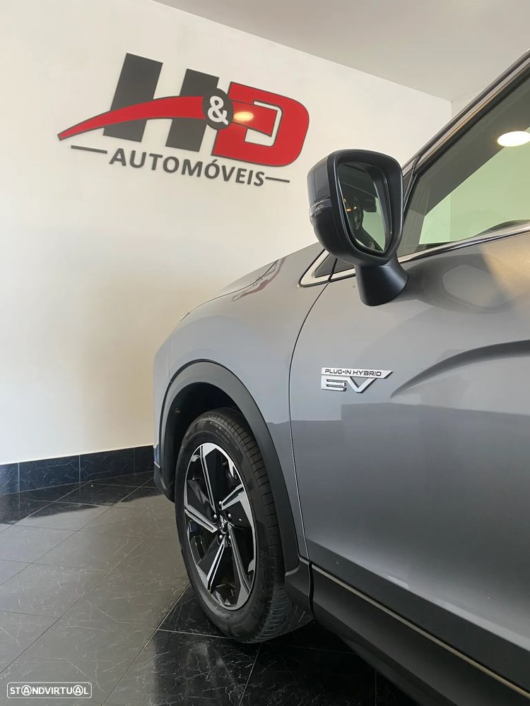 Mitsubishi Eclipse Cross 2.4 PHEV eMotion - 33