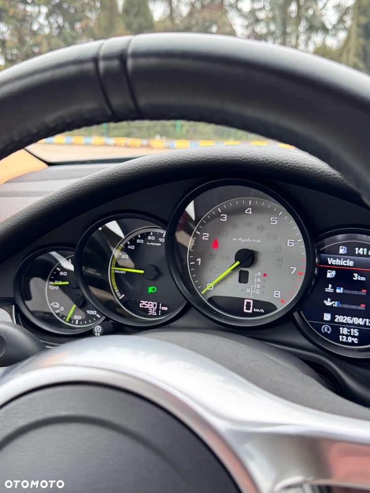 Porsche Panamera - 33