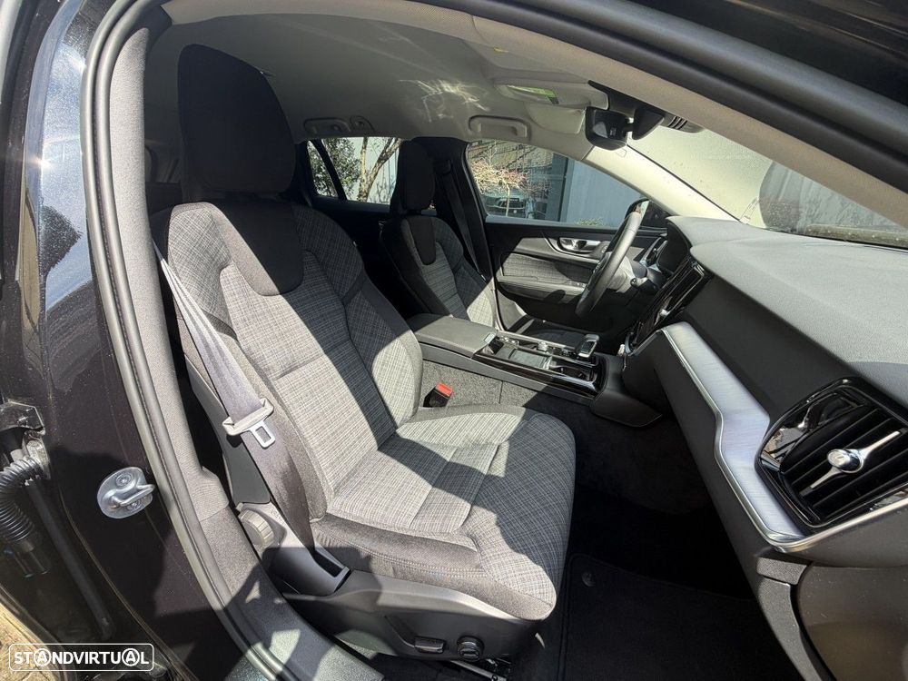 Volvo V60 2.0 T6 AWD TE Core - 17