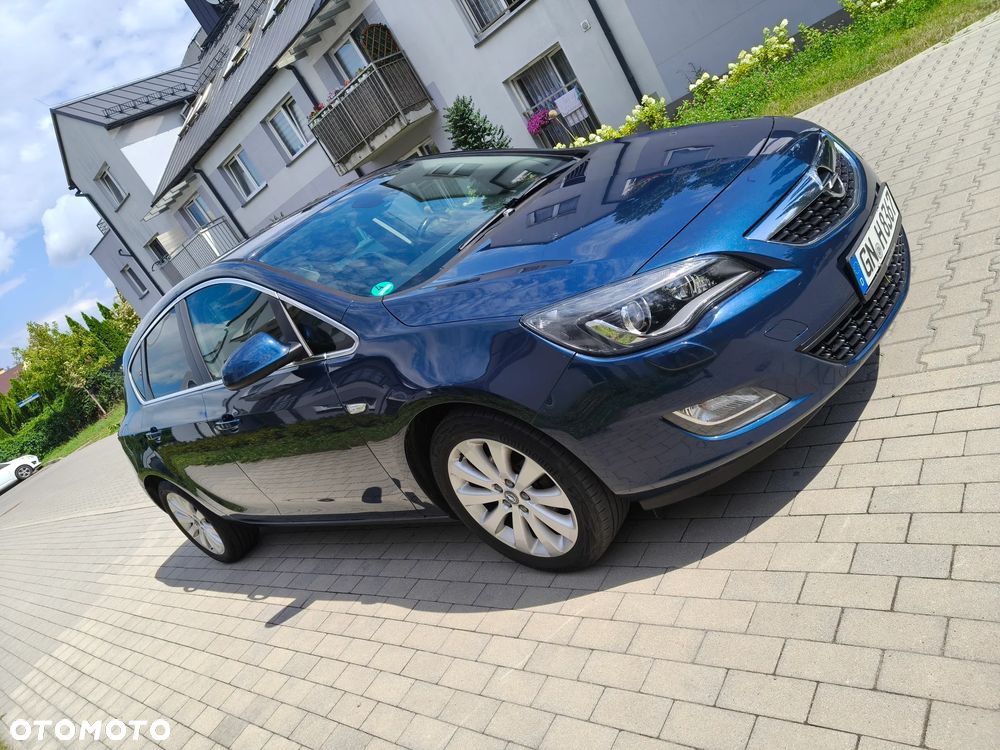 Opel Astra 1.4 Turbo Innovation - 17