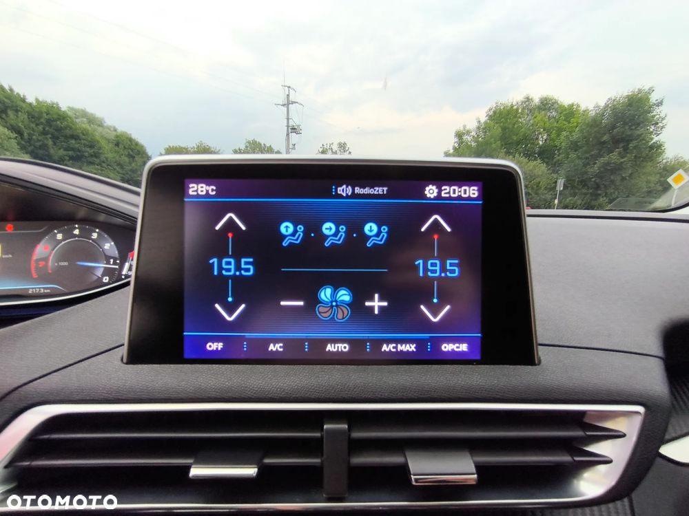 Peugeot 5008 1.2 PureTech Allure S&S EAT6 - 30