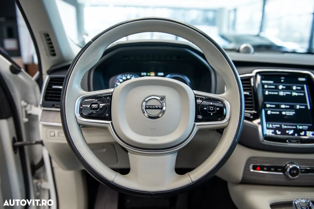 Volvo XC 90 Recharge T8 eAWD Inscription - 33