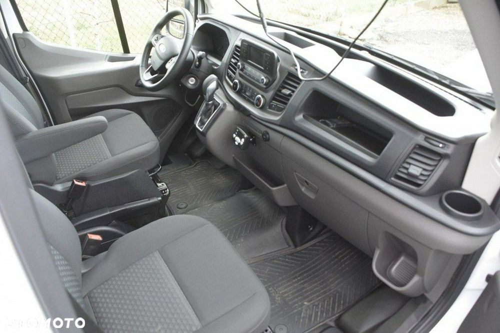 Ford Transit - 13