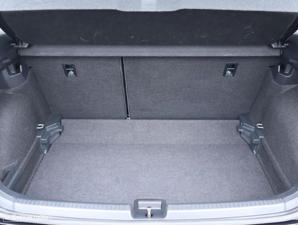 VW Polo 1.0 TSI Urban - 55