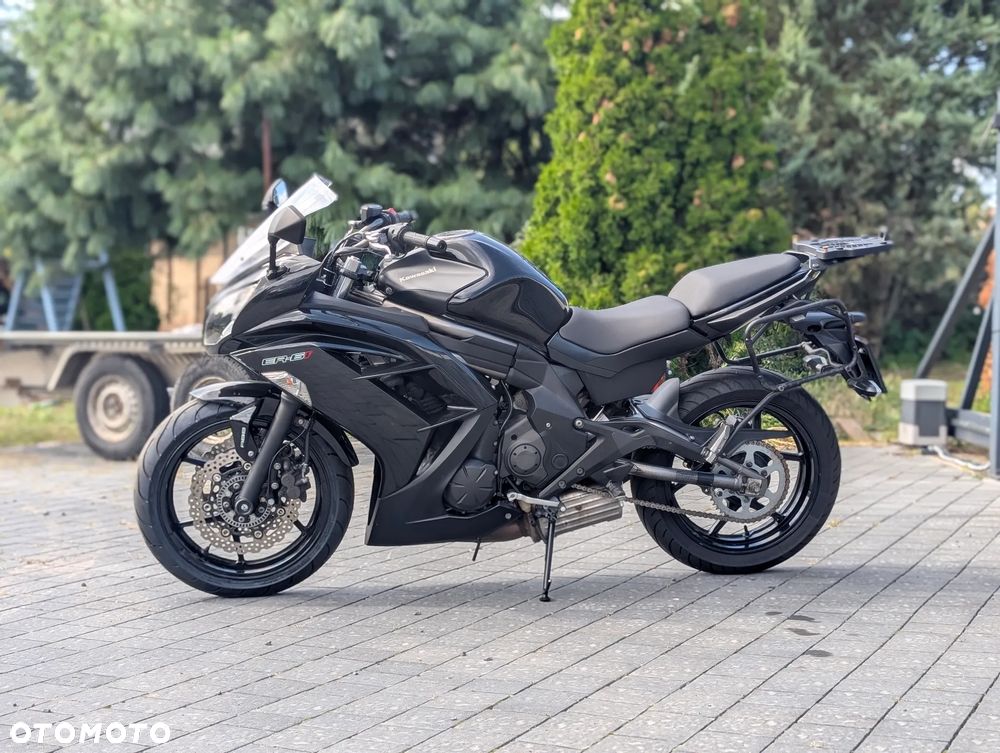 Kawasaki ER - 7