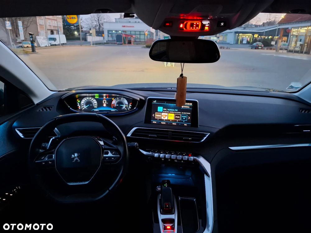 Peugeot 5008 BlueHDi 180 EAT8 Allure - 20