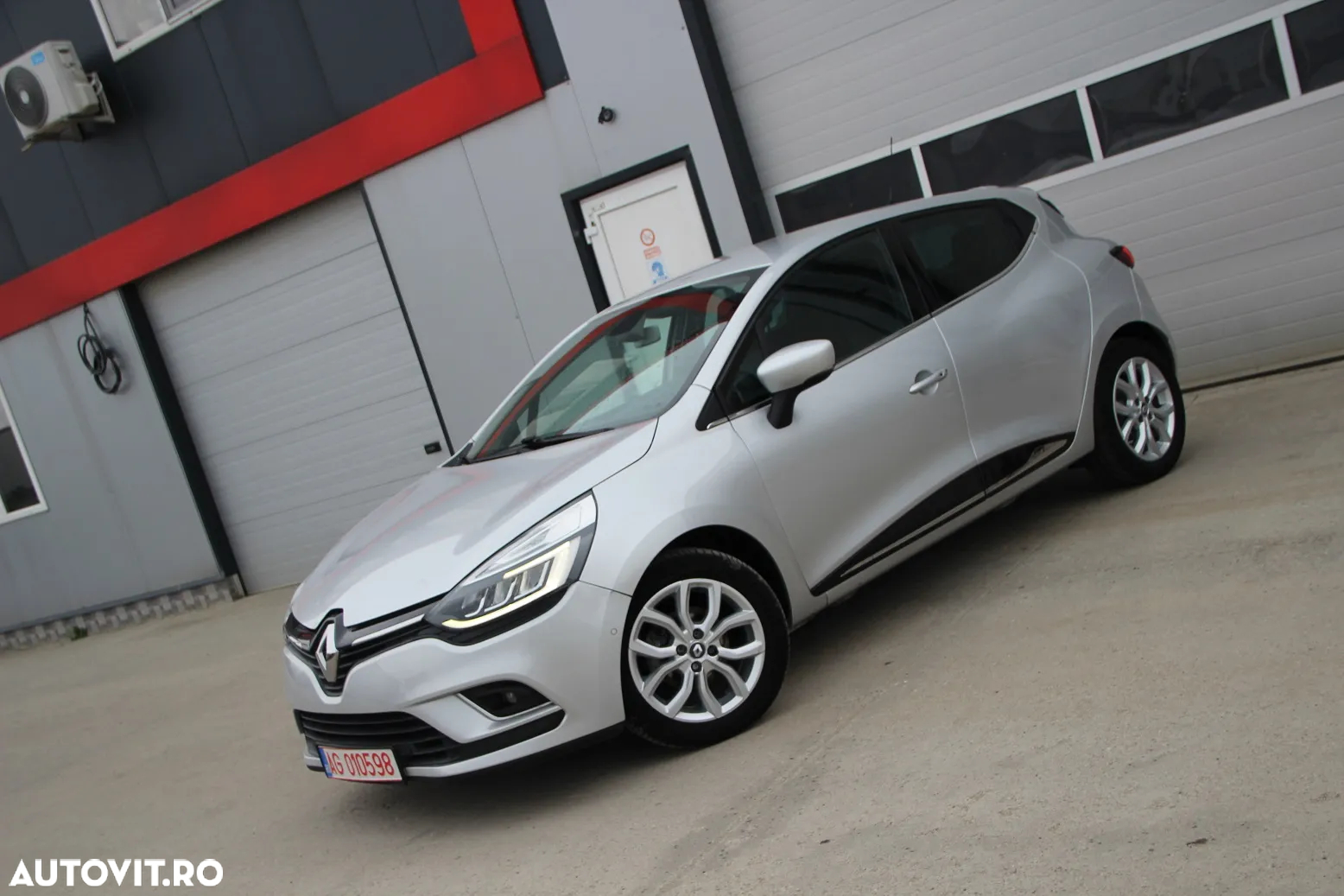 Renault Clio Estate Energy TCe Intens - 4
