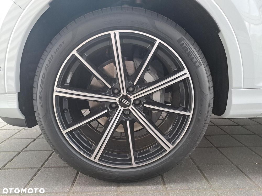 Audi Q7 - 18