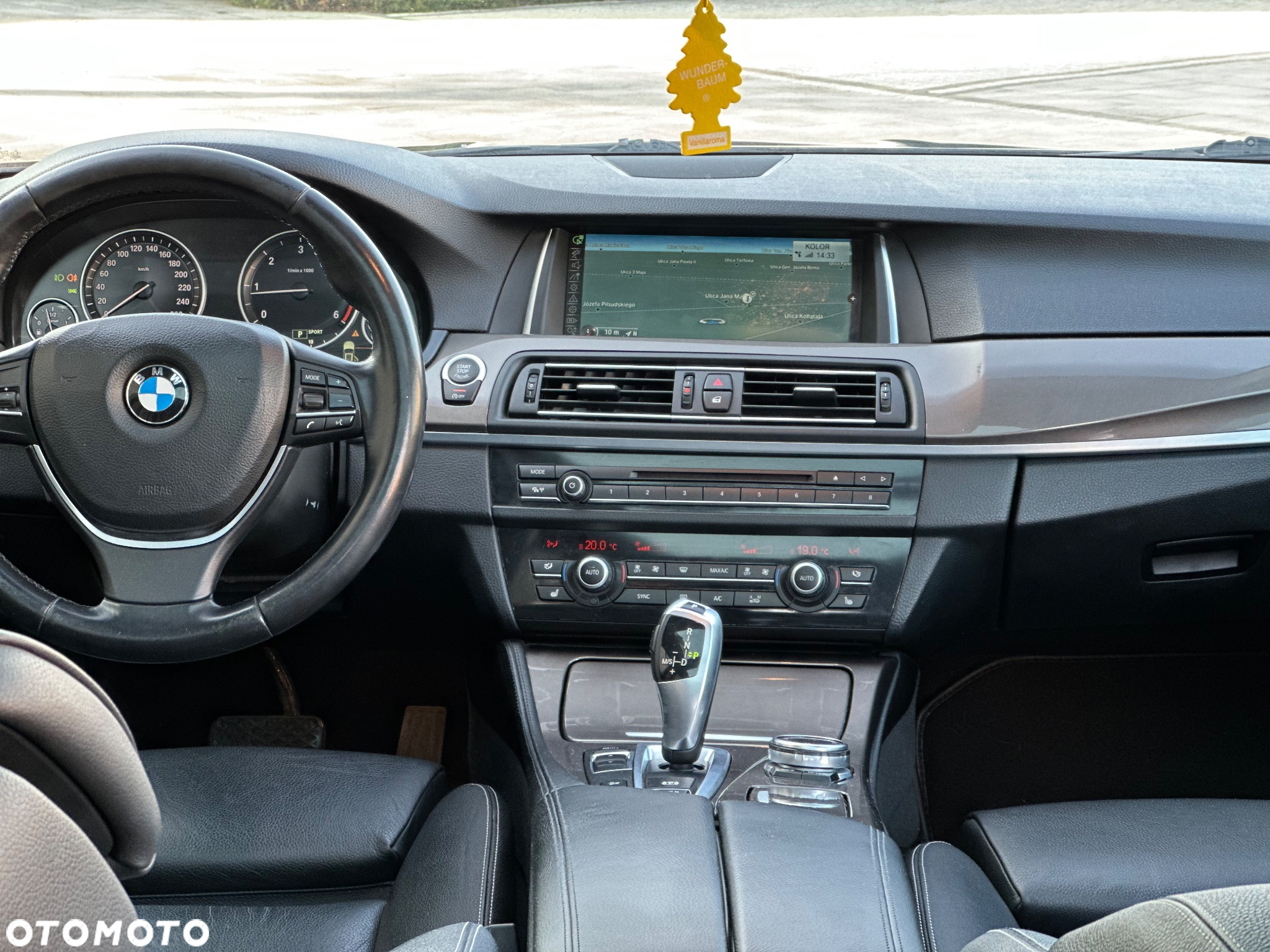 BMW Seria 5 525d xDrive Modern Line - 36