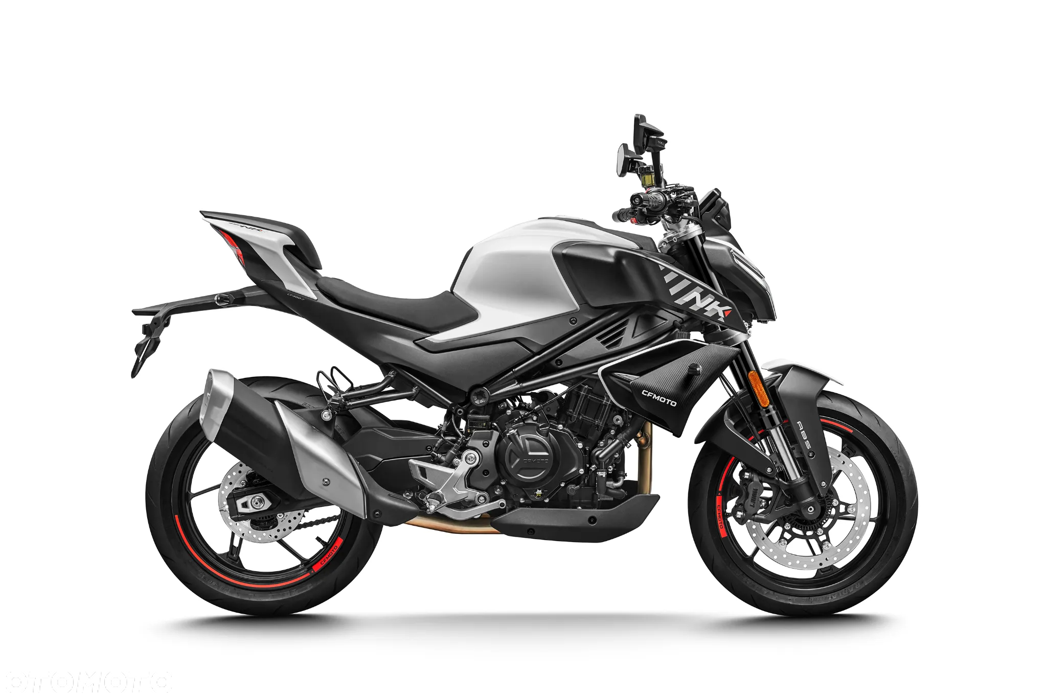 CFMoto 450NK - 10