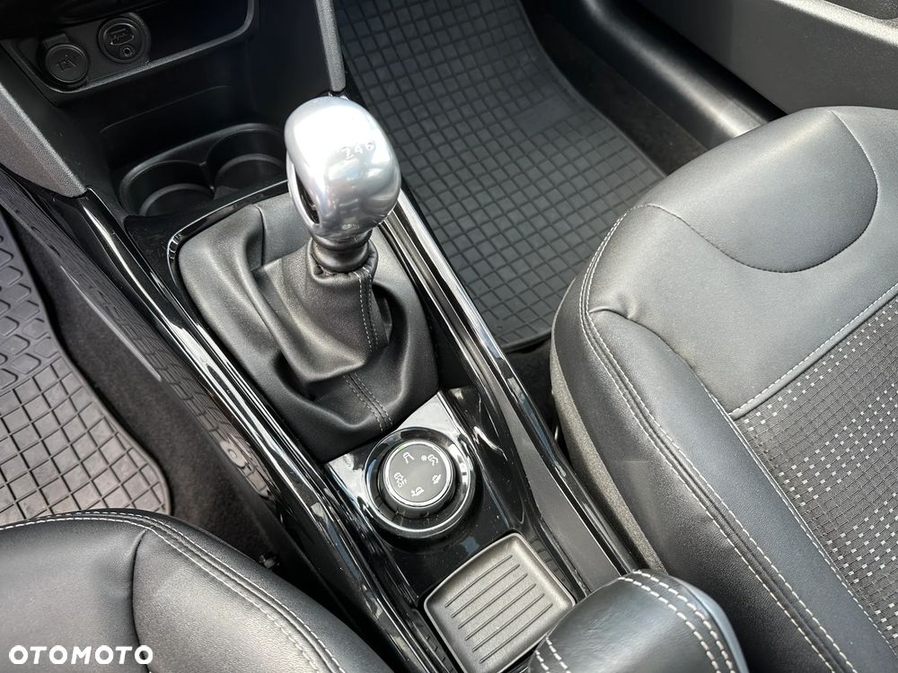 Peugeot 2008 - 18