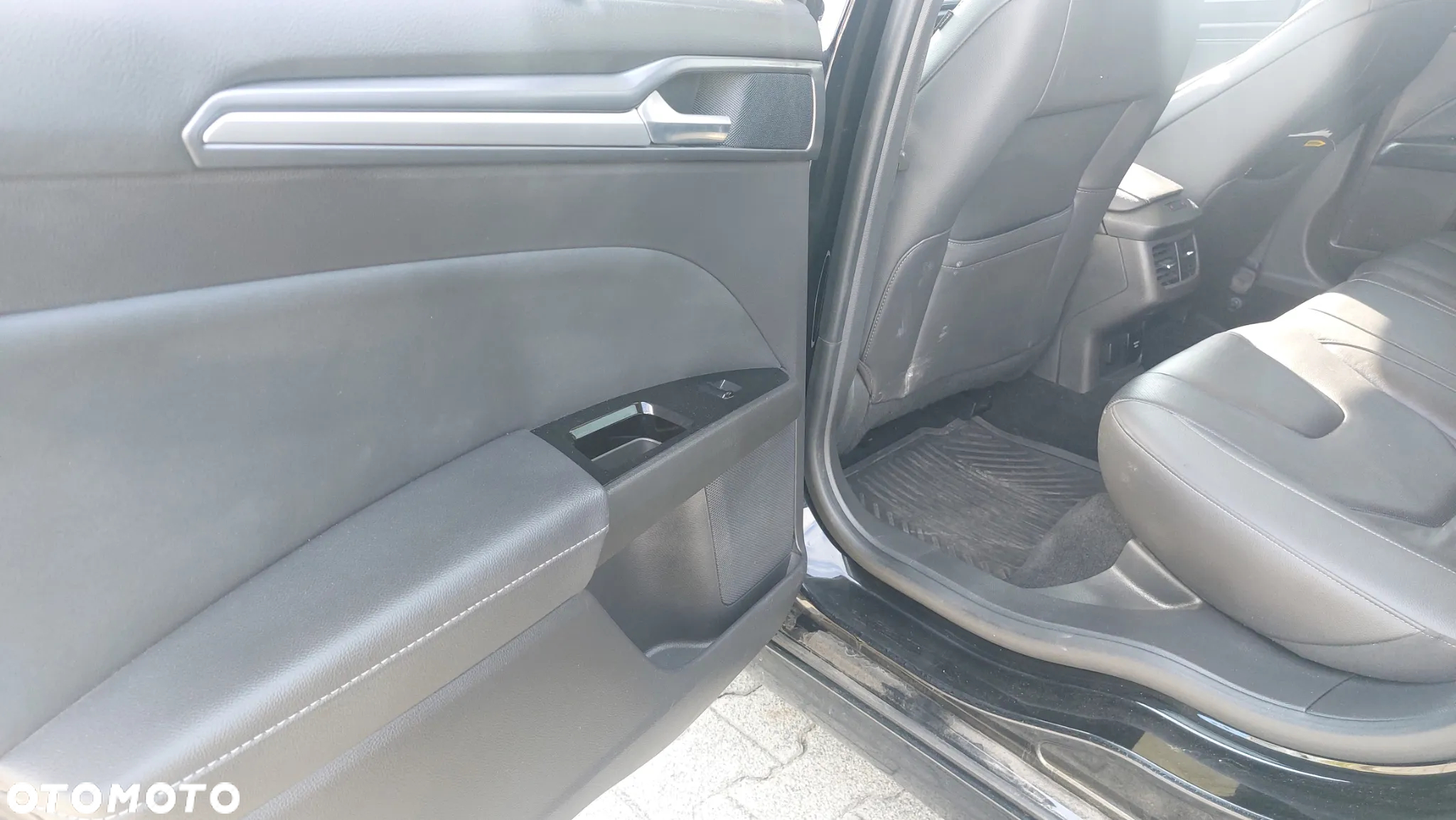 Ford Mondeo 1.5 EcoBoost Titanium - 16