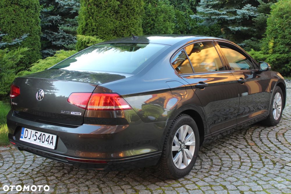 Volkswagen Passat 2.0 TDI BMT Comfortline - 5